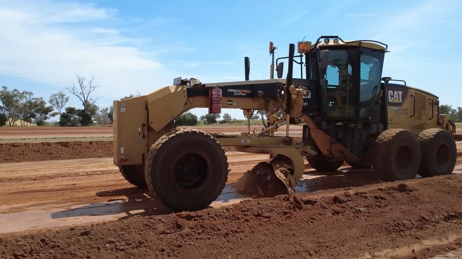 Grader, Final trim & roads
